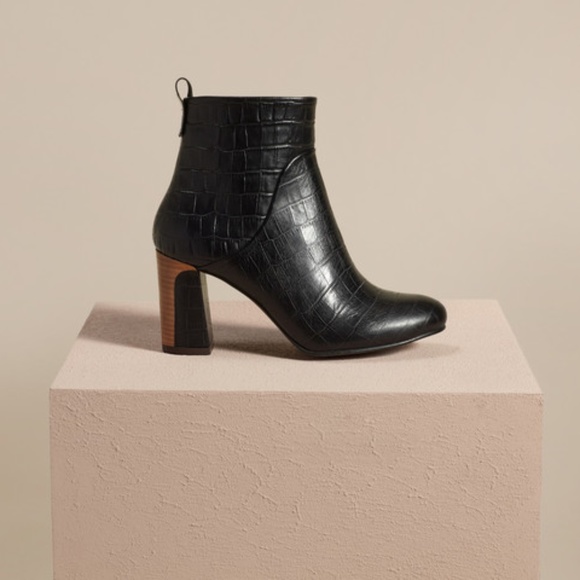 Finery Colwick Leather Ankle Boot - Picture 2 of 7